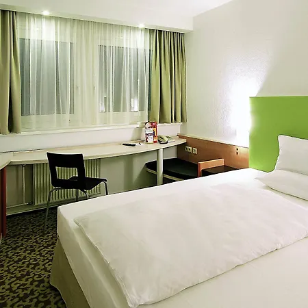 Ibis Koenigstein ホテル 3*