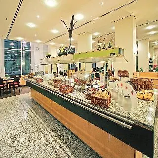 Отель Ibis Koenigstein