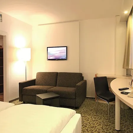 Отель Ibis Koenigstein 3*